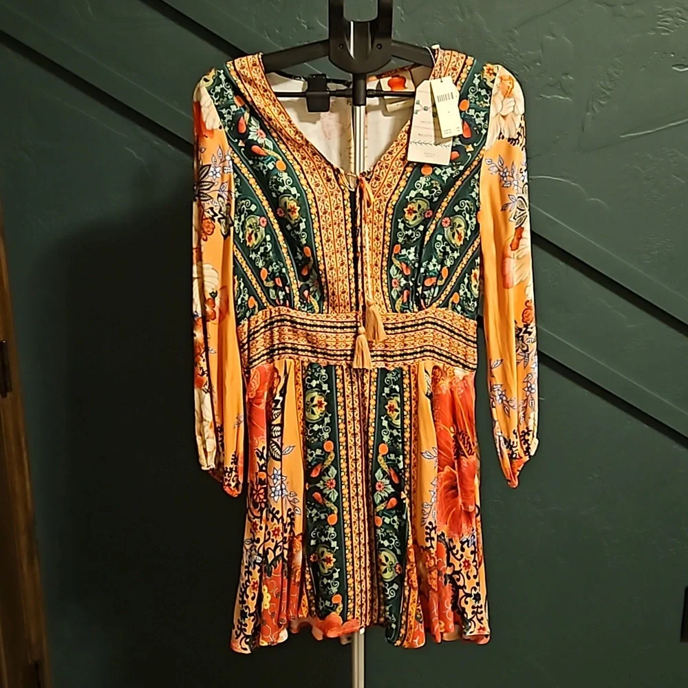 Farm Rio Dress - Picture 2 of 9